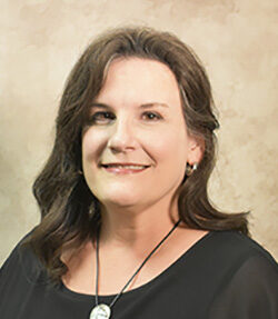 Kelly Trahan